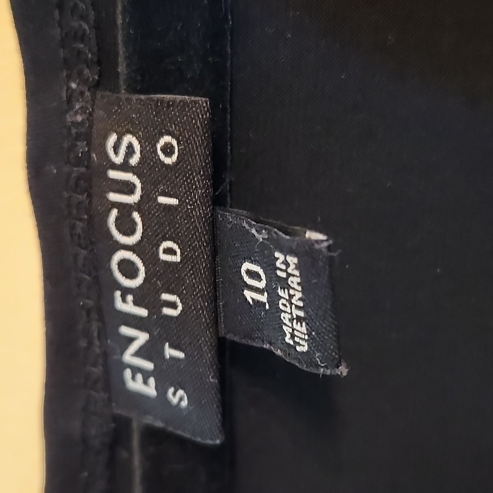ENFOCUS STUDIO DRESS - Picture 2 of 3